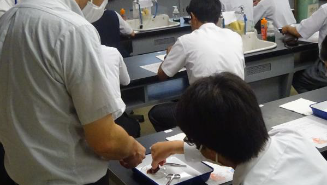 理数科説明会・体験講座の様子