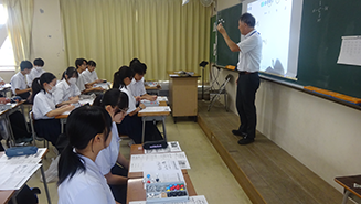 理数科説明会・体験講座の様子